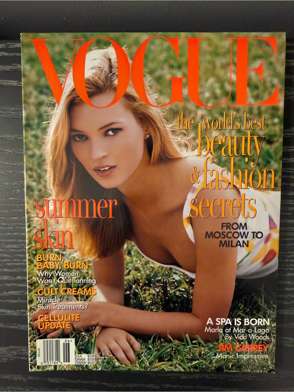 Vogue June 1996: Cover - Kate Moss.